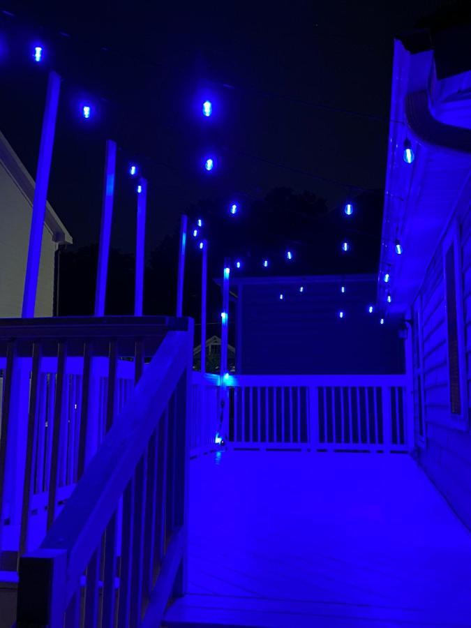 Modern 3-Bedroom, Big Fence Yard, Pets Stay Free Durham Exterior foto