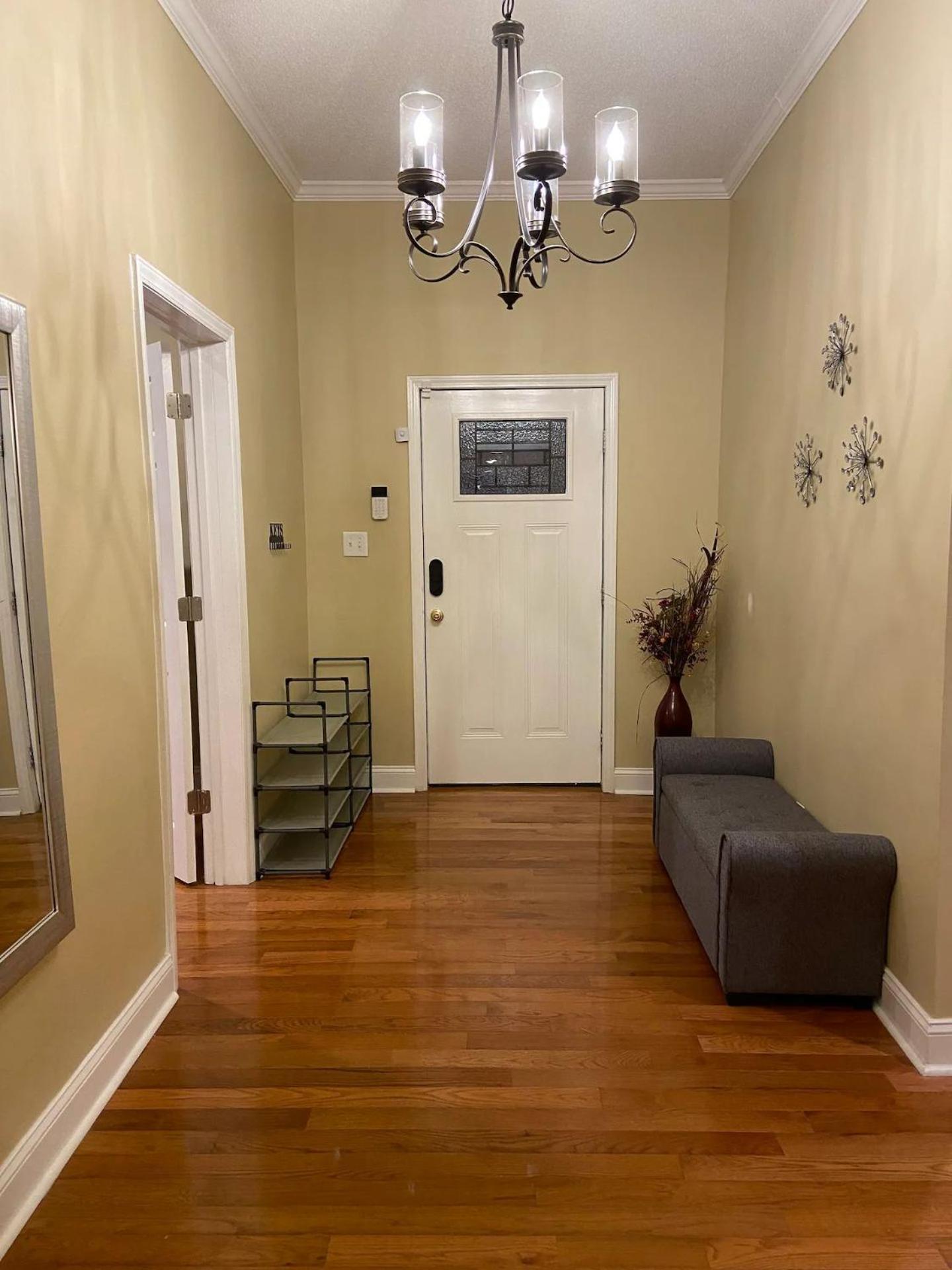Modern 3-Bedroom, Big Fence Yard, Pets Stay Free Durham Exterior foto